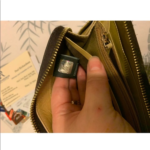 Authentic Fendi Monogram FF polka dot wallet - Picture 8 of 13